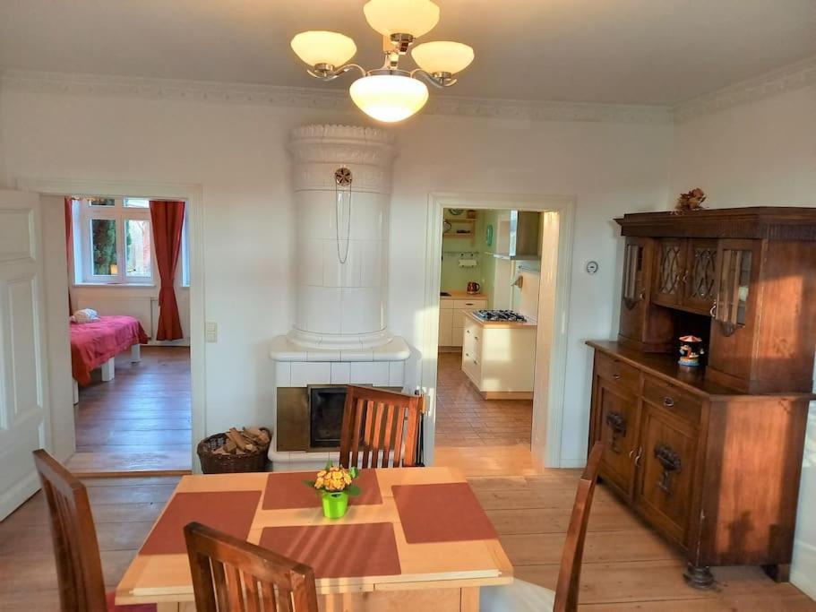 Romantische Ferienwohnung Unter Den Linden Buchholz  エクステリア 写真