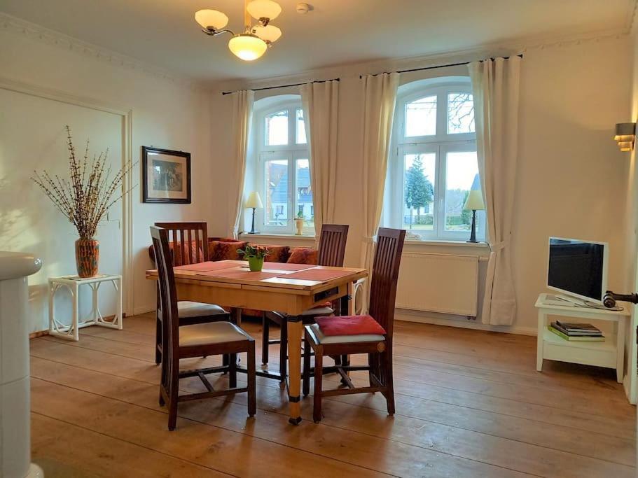 Romantische Ferienwohnung Unter Den Linden Buchholz  エクステリア 写真
